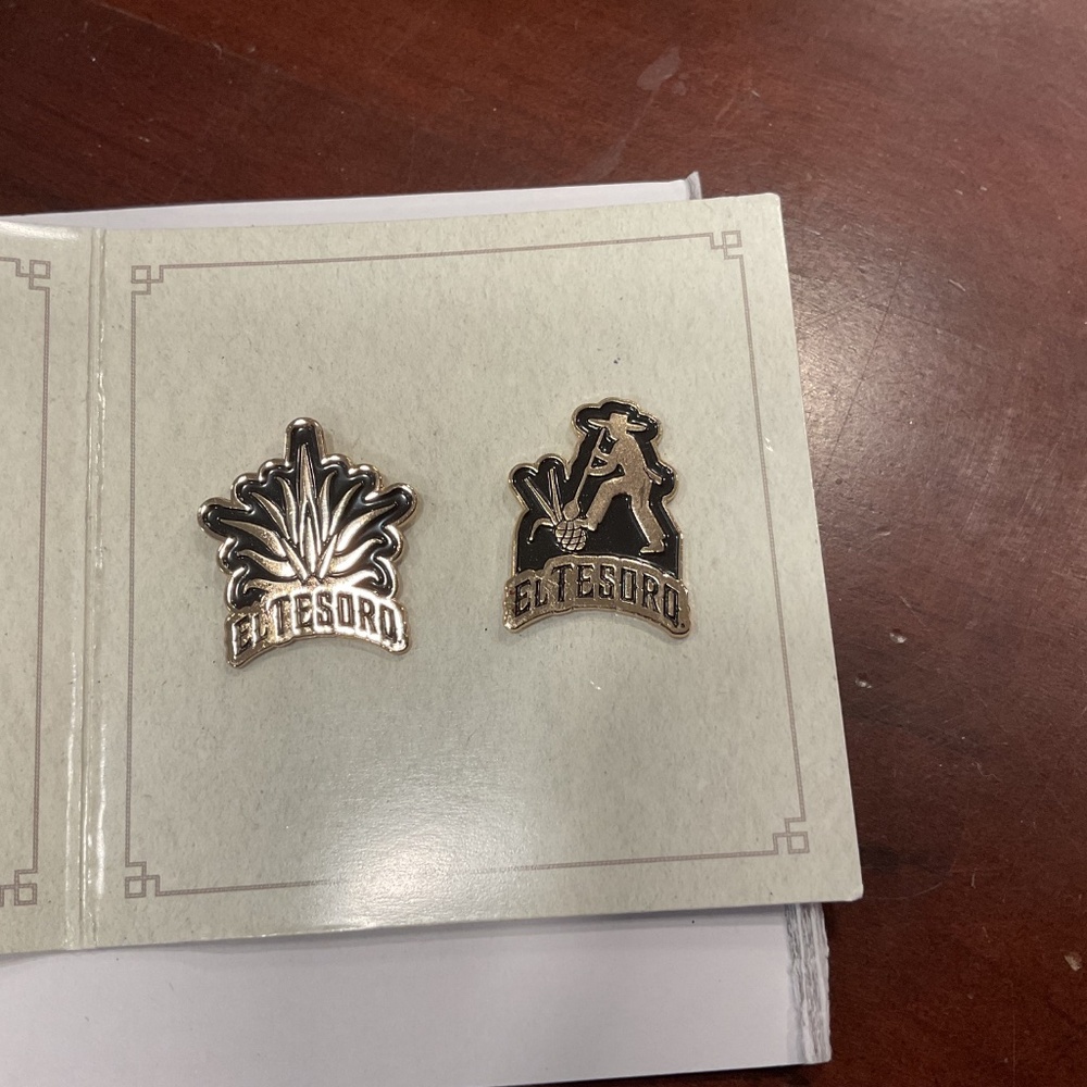 El Tesoro Tac Pins Collection New Promotional